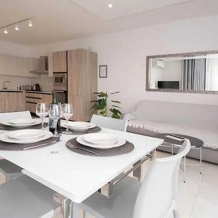 Apartamento Sea Front *