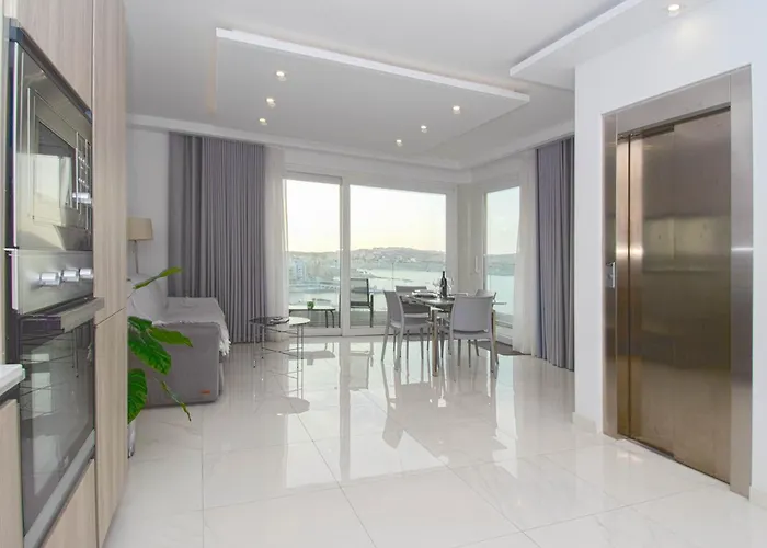 Sea Front Apartamento St Paul's Bay