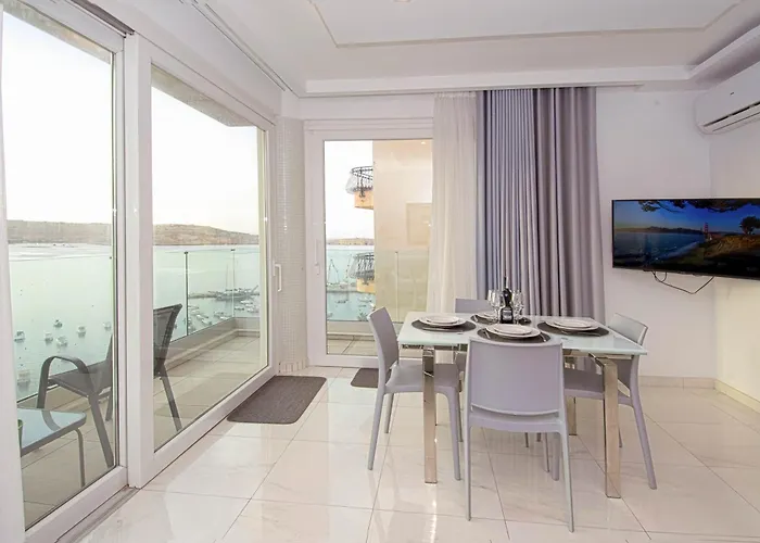 Sea Front * St Paul's Bay